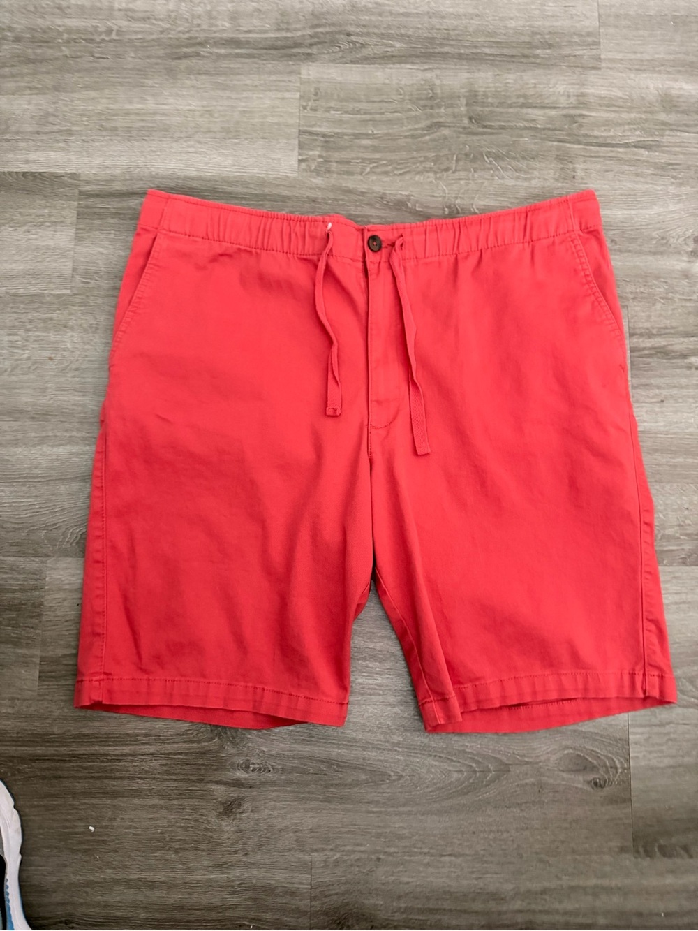 Men's Coral Flat-Front Shorts with Drawstring Waist